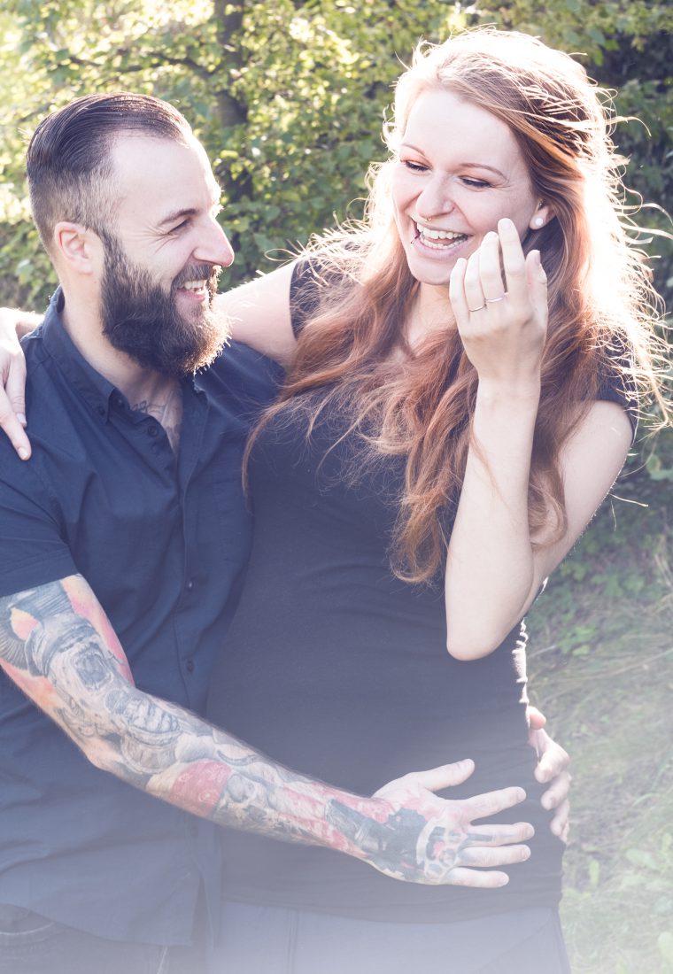 Babybauchshooting mit Badewannenshooting